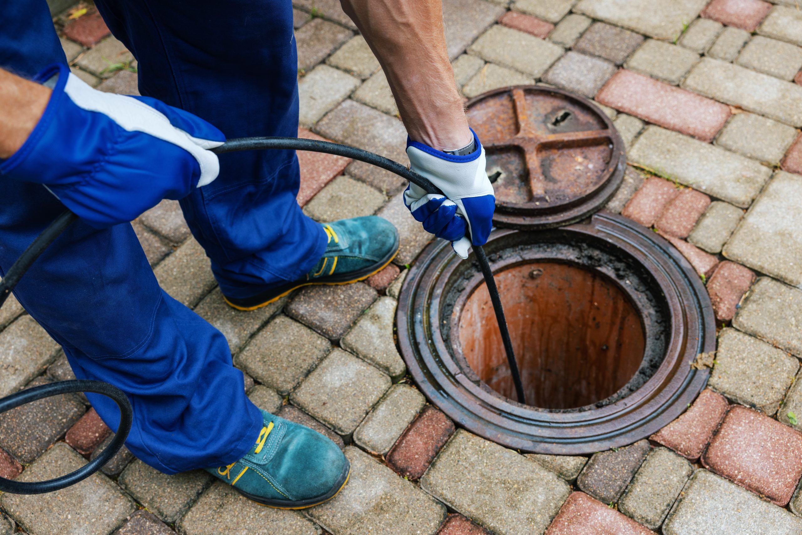 Hydro Jetting a Plumbing Pipe in North County San Diego